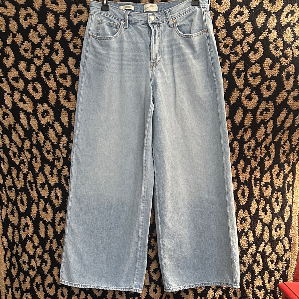Universal Thread Light Blue Flare Jeans